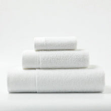 Load image into Gallery viewer, set of 3 luxury towels in different sizes in white colour